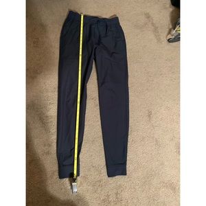 Men’s lululemon joggers size small